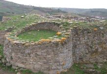 Castro de Vila Nova de São Pedro: trabalhos arqueológicos para o povo ver